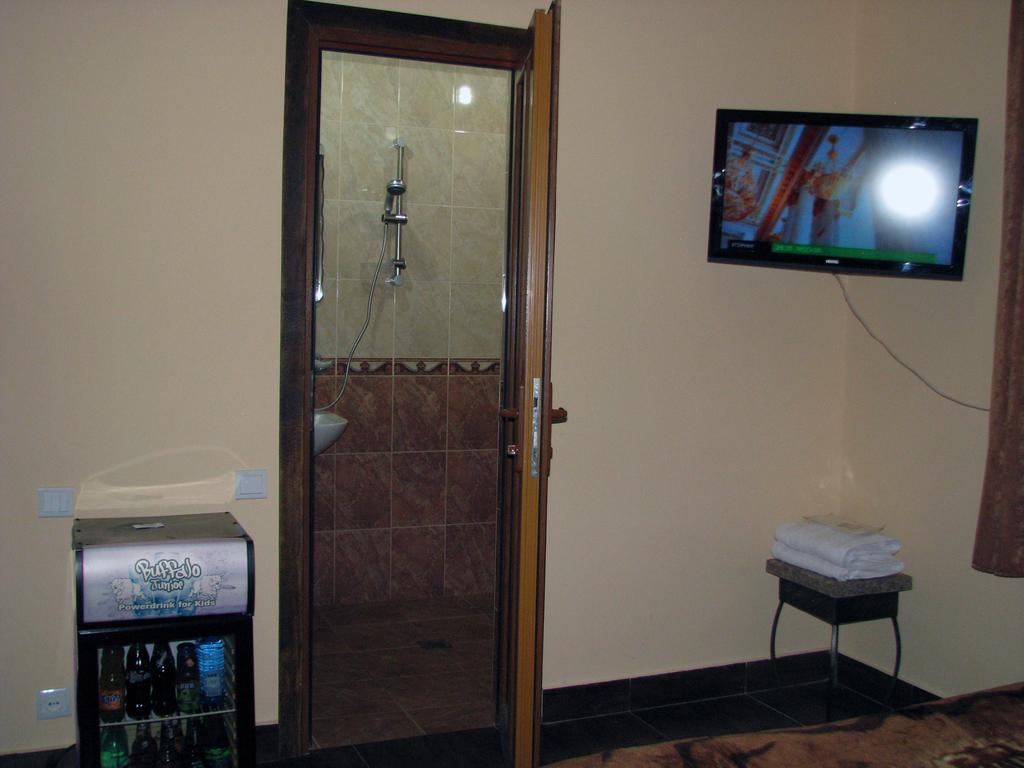 Princ Plaza Hotel Yerevan Phòng bức ảnh