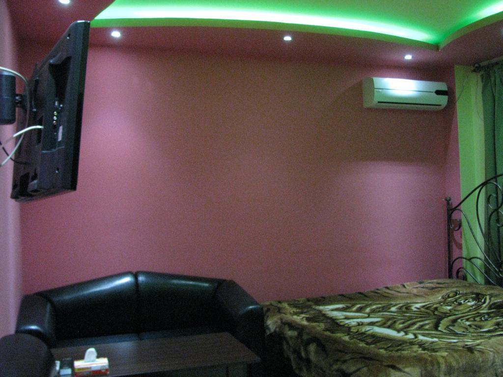 Princ Plaza Hotel Yerevan Phòng bức ảnh