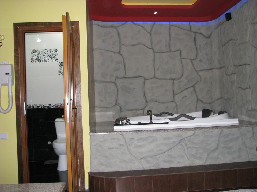 Princ Plaza Hotel Yerevan Phòng bức ảnh