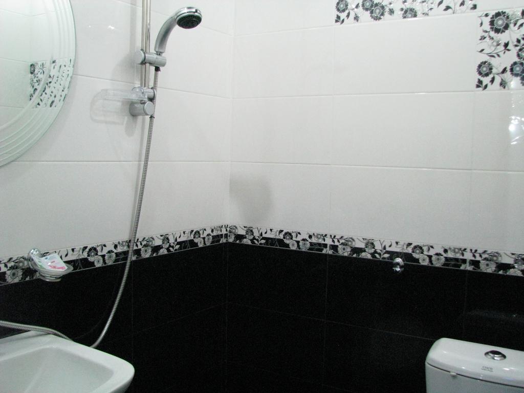 Princ Plaza Hotel Yerevan Phòng bức ảnh