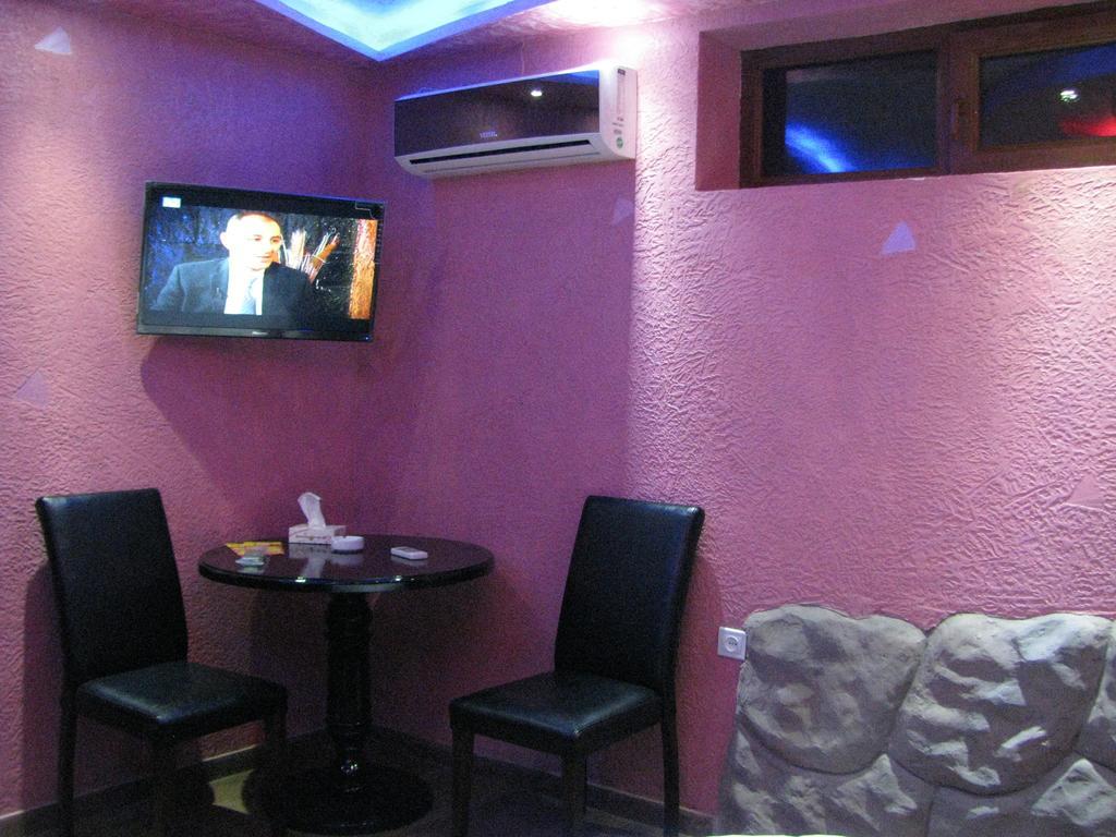 Princ Plaza Hotel Yerevan Phòng bức ảnh