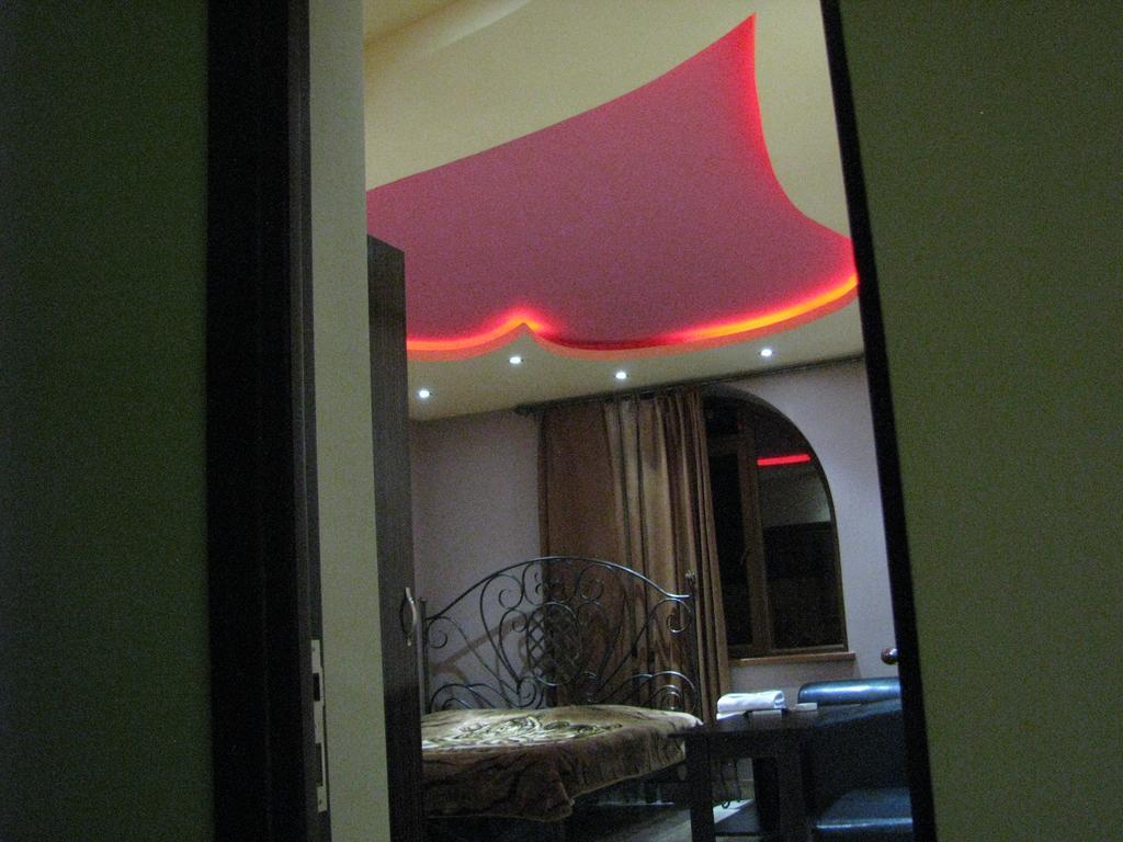 Princ Plaza Hotel Yerevan Phòng bức ảnh