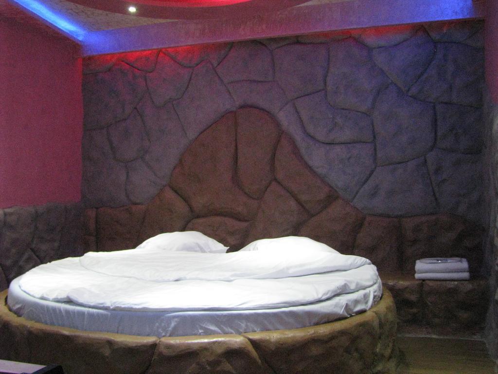Princ Plaza Hotel Yerevan Phòng bức ảnh
