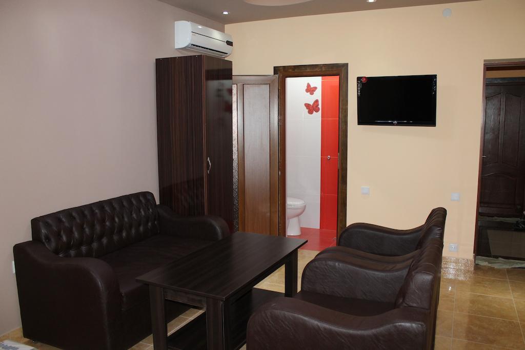 Princ Plaza Hotel Yerevan Phòng bức ảnh