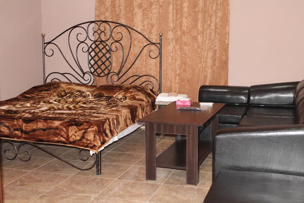 Princ Plaza Hotel Yerevan Phòng bức ảnh